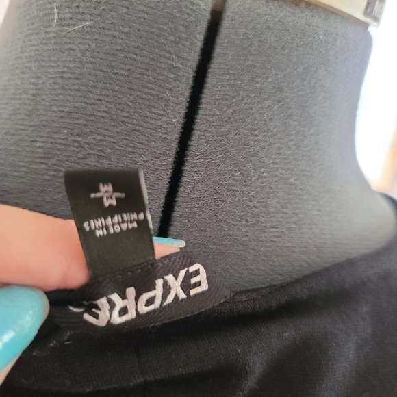 Express Open Back Black Dress NWOT - Picture 4 of 4